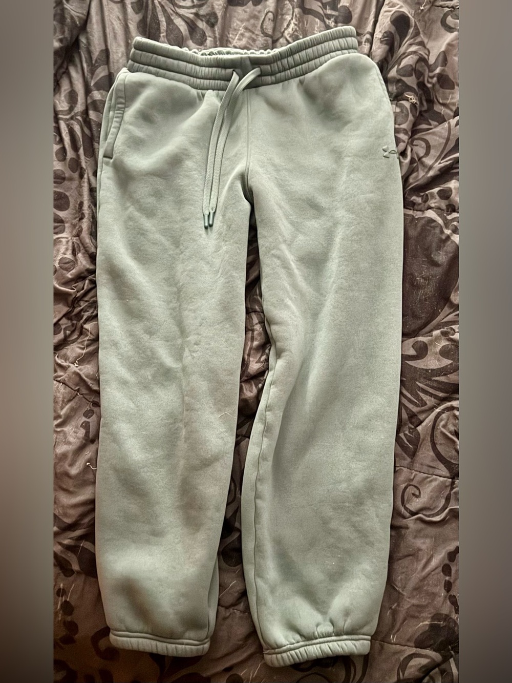 Under Armour Sage Green Joggers Sz. M